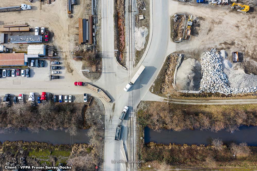 01-SLIDER-DRONE-LOC-(web 999)-11