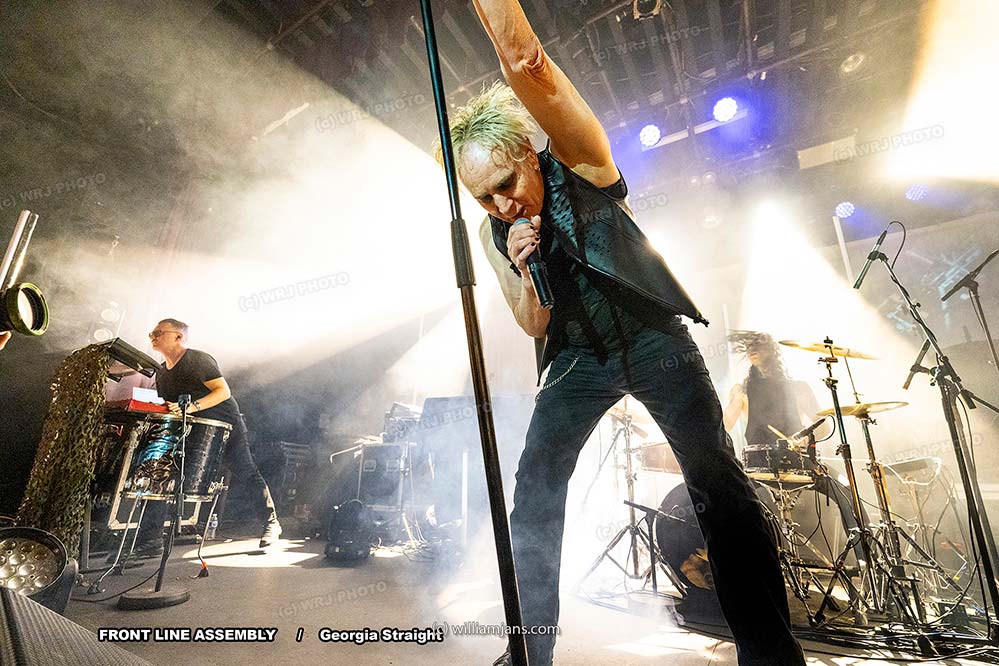 09-SLIDER-CONCERT-(web 999)-08