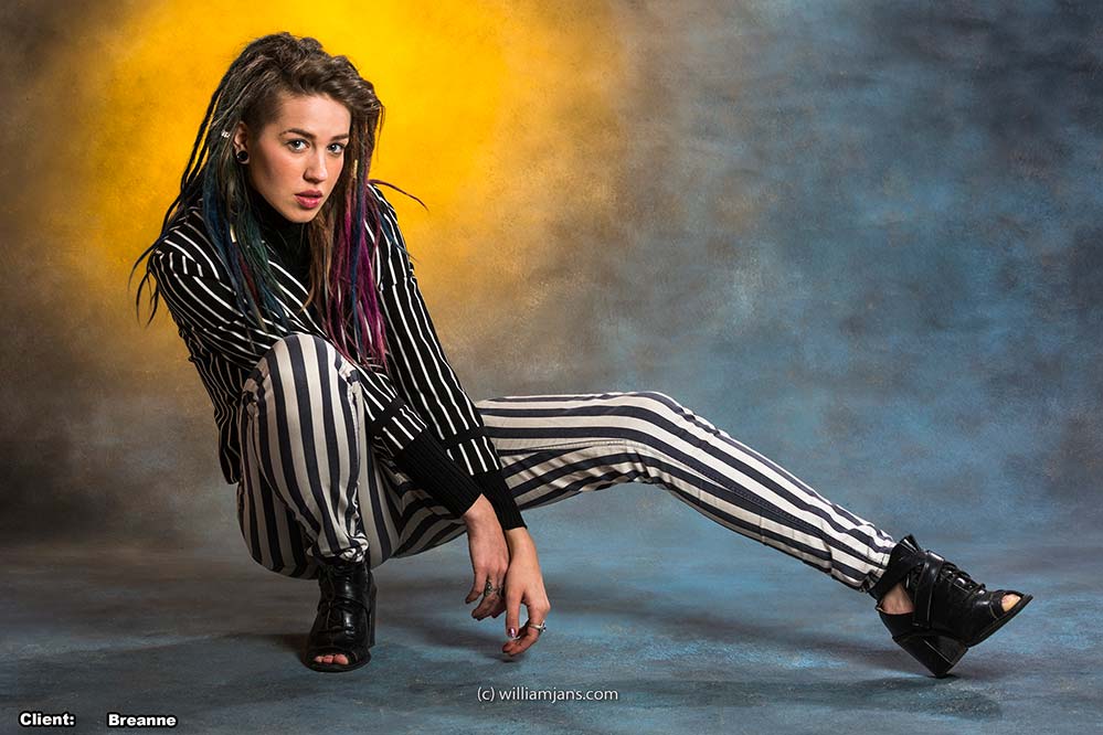 08 SLIDER STUDIO (web 999) 04 bree yell