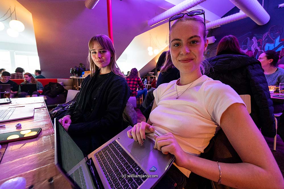 20220502 ICELAND 02822 3 hostel students studying (web 999)