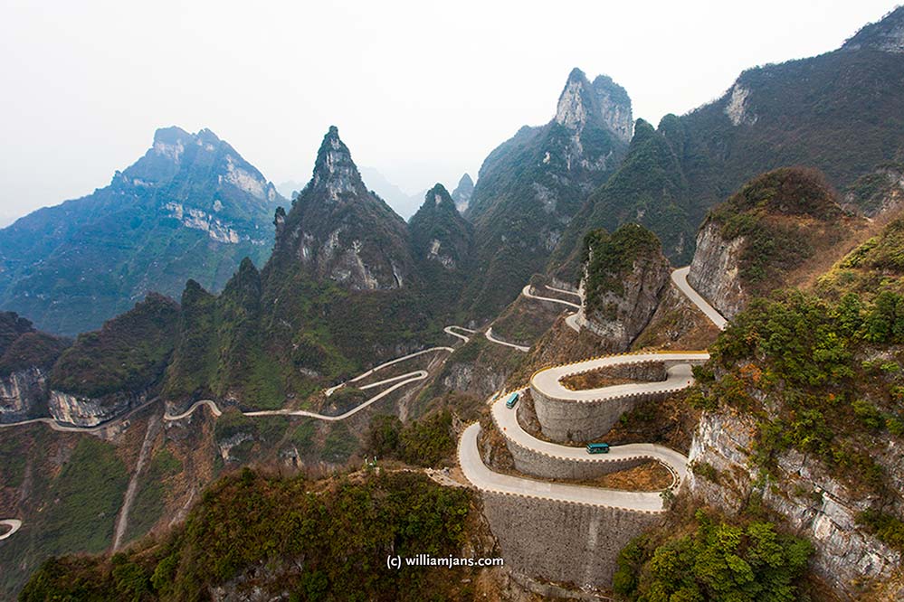 jpn-0321-08-09296-tianmen-tram-road-view