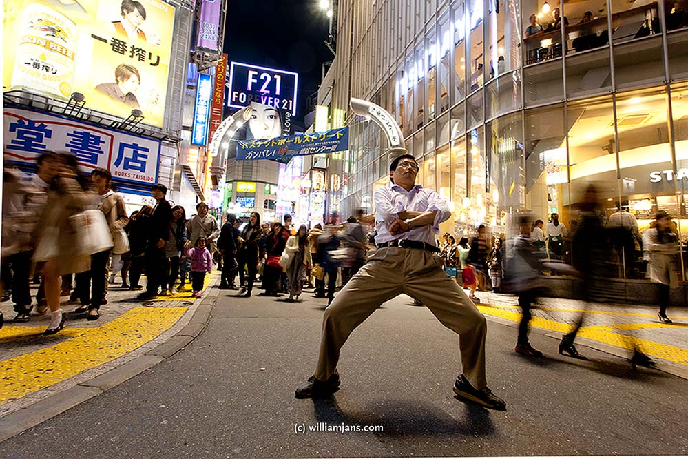 jpn-0329-16-11029-2-shibuya-sleeping-standing